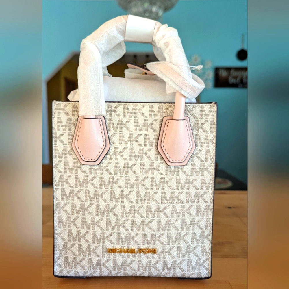 New Michael Kors Mercer Extra-Small Logo and Leather Crossbody Bag - Picture 3 of 5